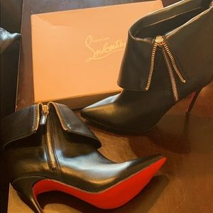 Size 38 Louboutin booties